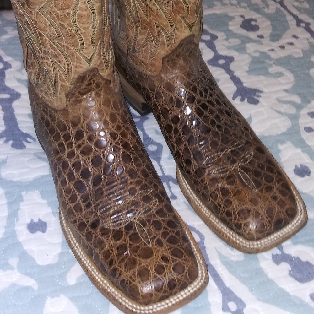 Mens boots